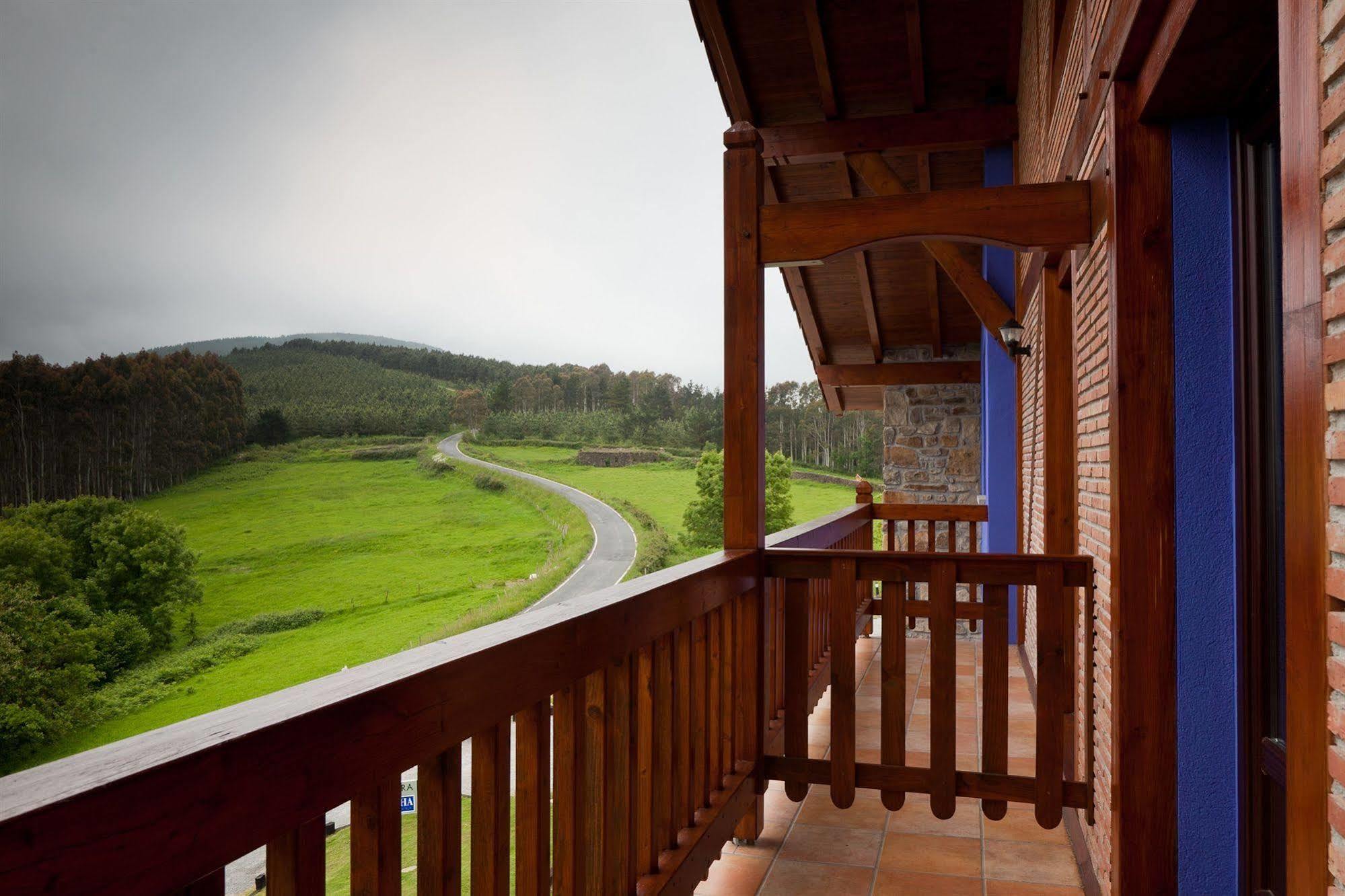 Hotel-Apartamento Rural Atxurra Бермео Экстерьер фото
